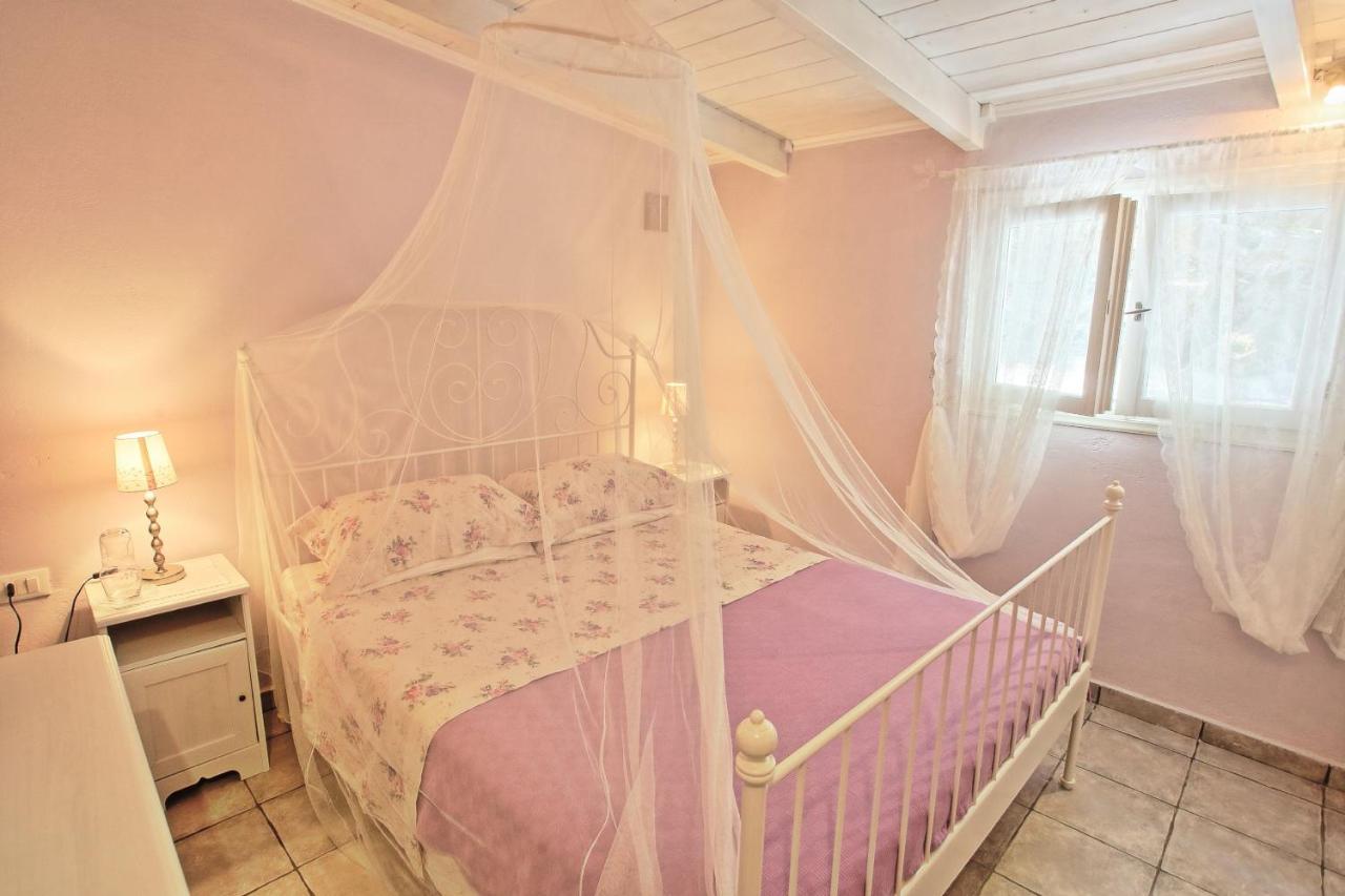 Lili Luxury Cottage Gáiosz Kültér fotó